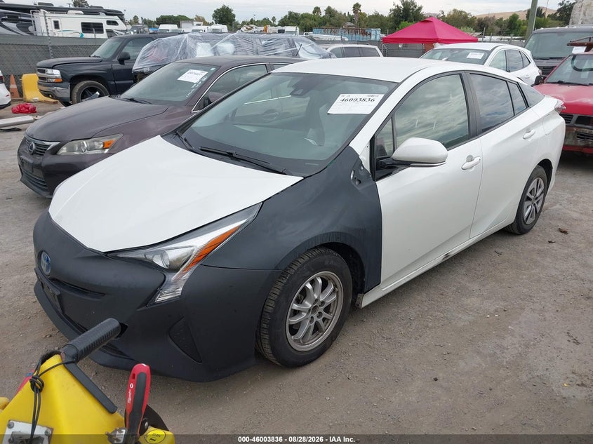 2017 TOYOTA PRIUS auction photo 2