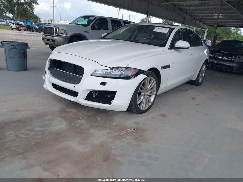 JAGUAR XF - zdjęcie 2