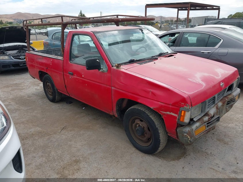 1995 NISSAN TRUCK auction photo 1