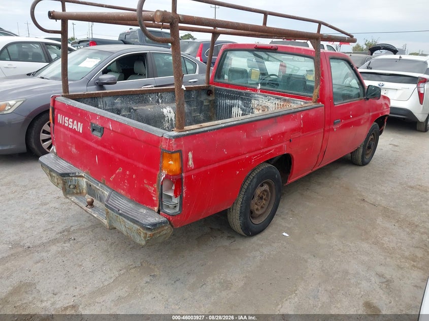 1995 NISSAN TRUCK auction photo 4