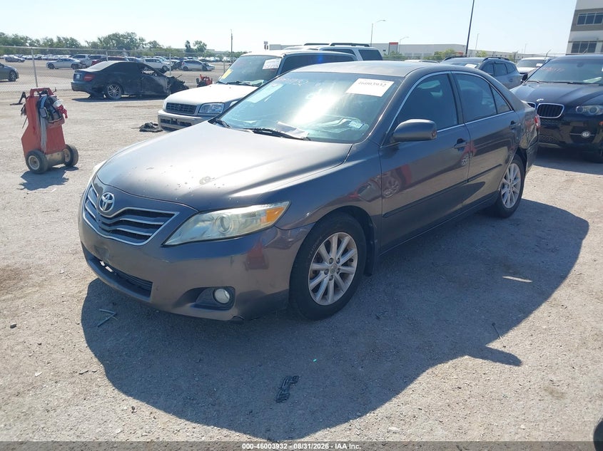 2011 Toyota Camry, Левый бок, IAAI, VIN 4T4BF3EK5BR211517 — фото 2