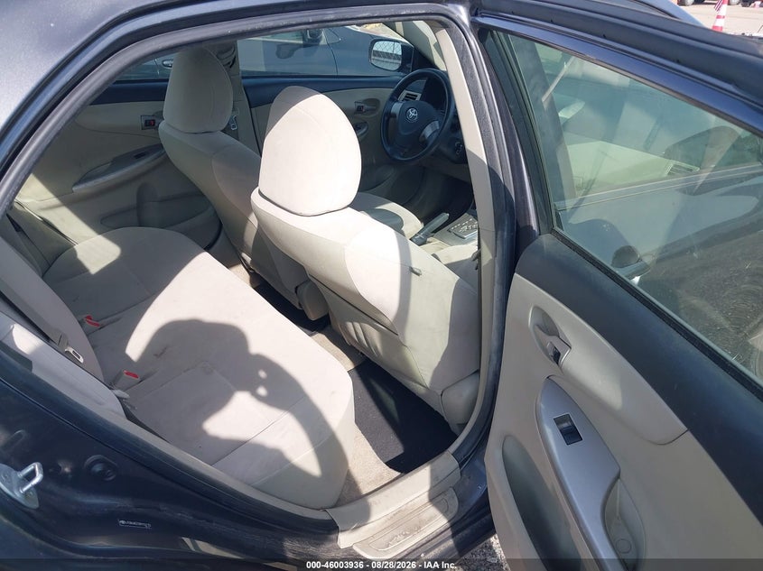 2011 TOYOTA COROLLA auction photo 8
