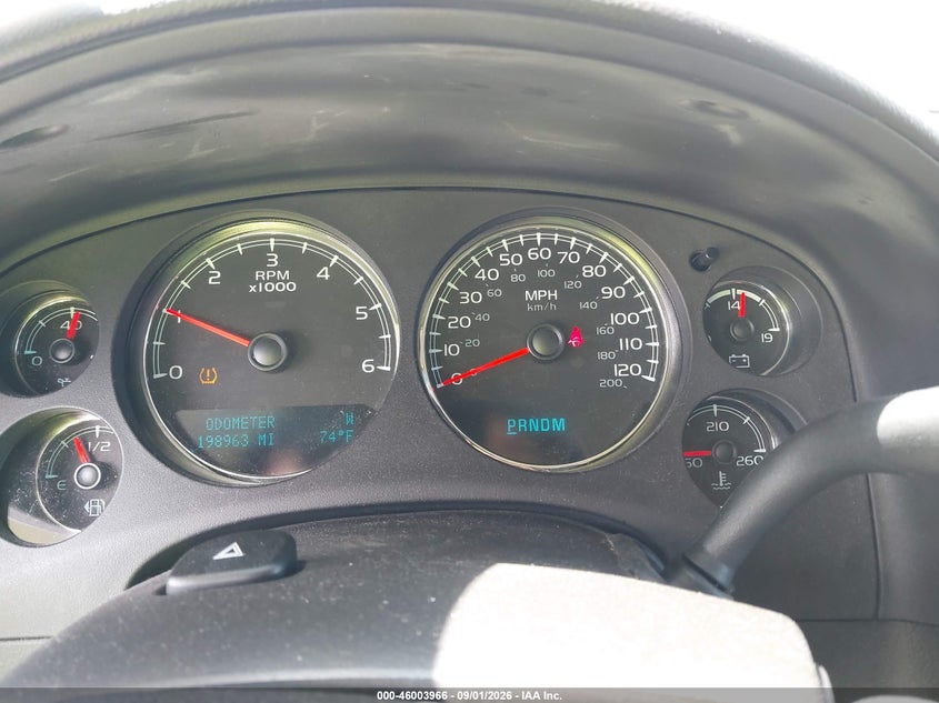2014 CHEVROLET SUBURBAN 1500 auction photo 7