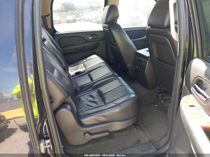2014 CHEVROLET SUBURBAN 1500 auction photo 8
