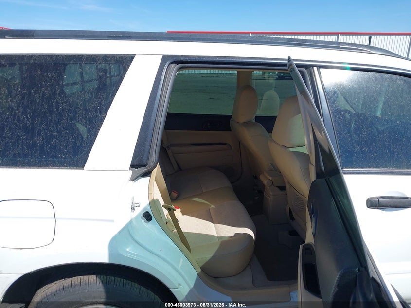 2008 SUBARU FORESTER auction photo 8