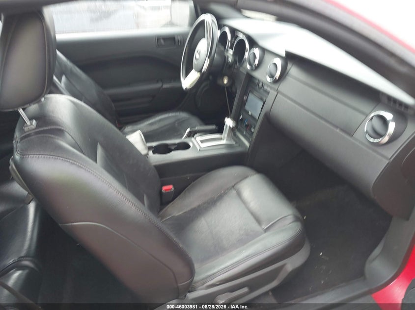 2007 FORD MUSTANG auction photo 5