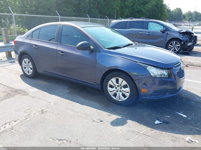 2014 CHEVROLET CRUZE auction photo 1