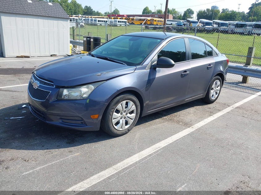 2014 CHEVROLET CRUZE auction photo 2