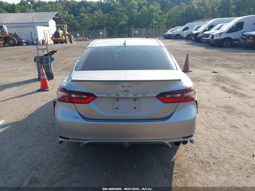 TOYOTA CAMRY - zdjęcie 17
