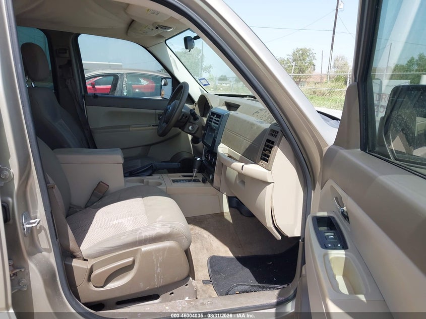 2011 JEEP LIBERTY auction photo 5