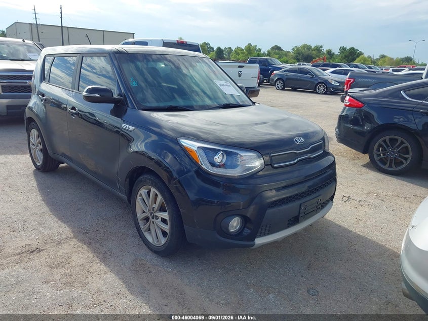 2019 KIA SOUL auction photo 1