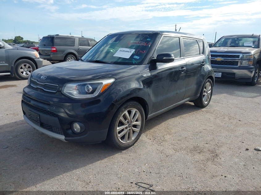 2019 KIA SOUL auction photo 2
