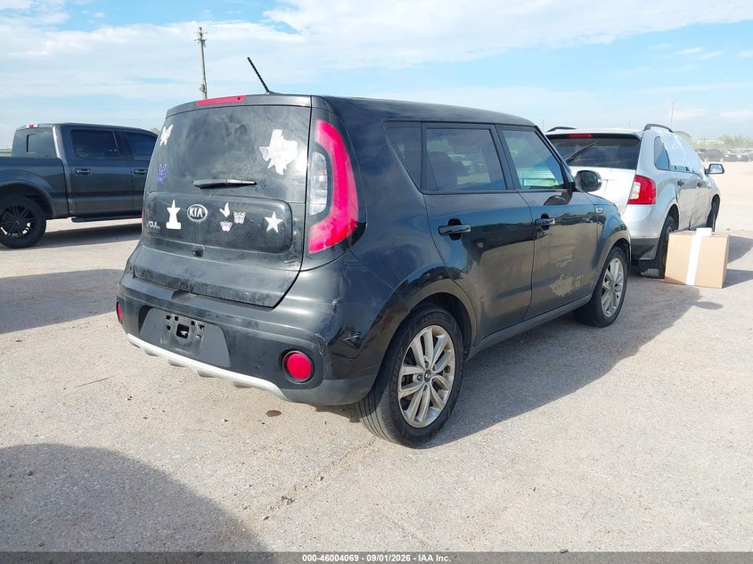 2019 KIA SOUL auction photo 4