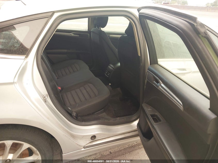 2019 FORD FUSION HYBRID auction photo 8