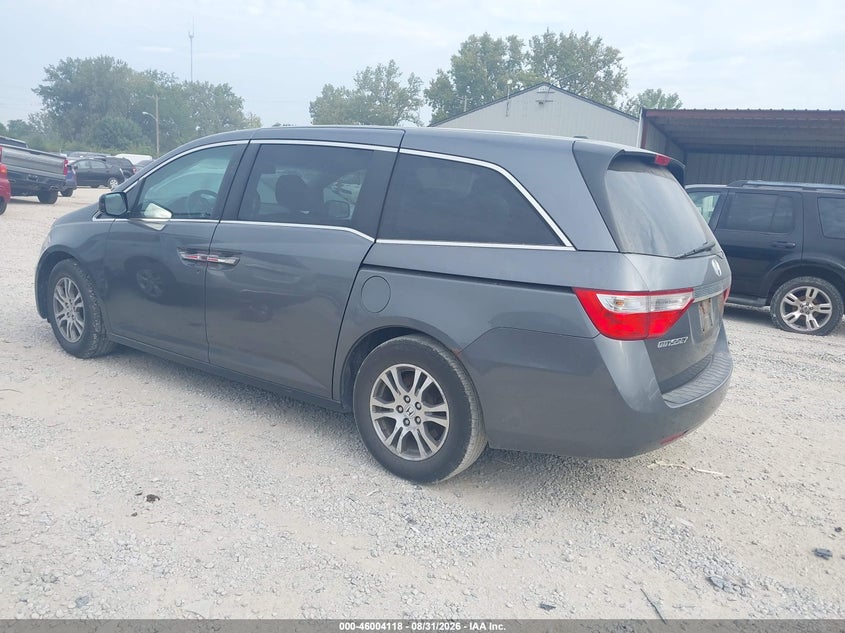 2011 HONDA ODYSSEY auction photo 3