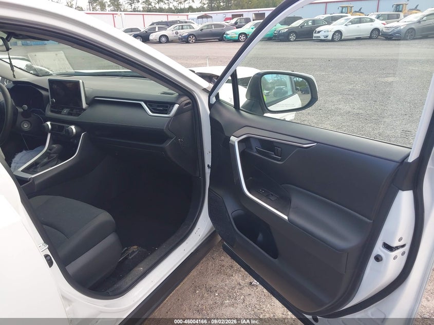2024 Toyota RAV 4 (VIN: 2T3K1RFVXRW312879)