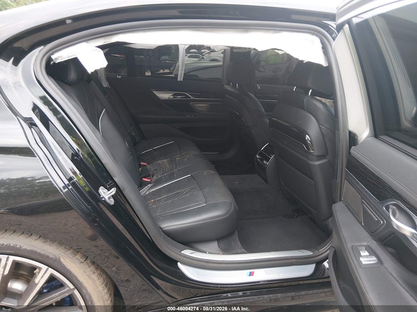 2022 BMW 740 I · Фото 8