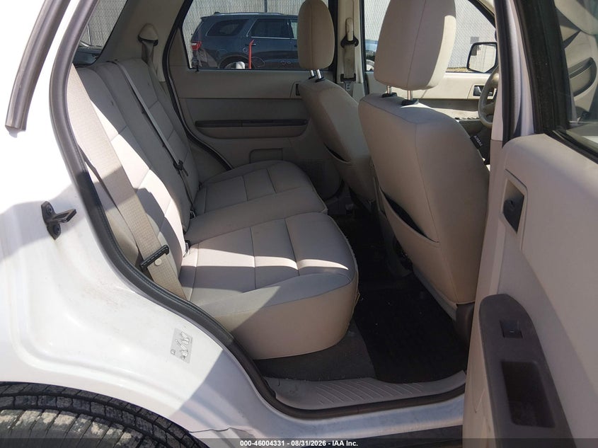 2011 FORD ESCAPE HYBRID auction photo 8