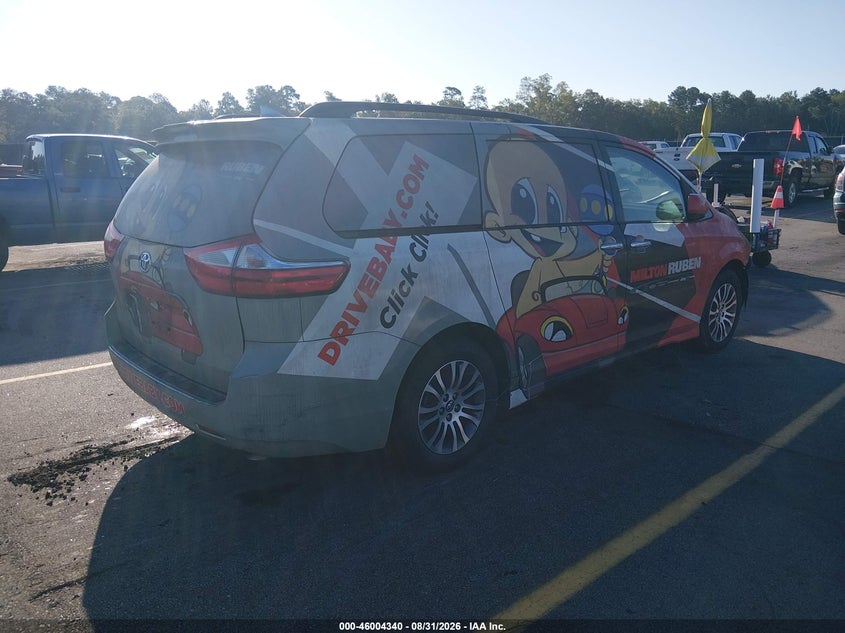 2019 TOYOTA SIENNA auction photo 4