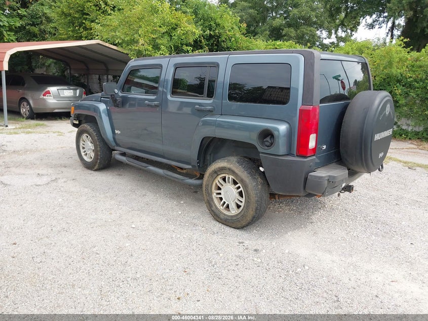 2007 HUMMER H3 SUV auction photo 3