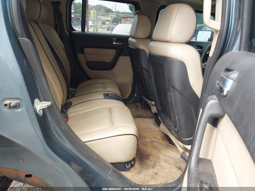 2007 HUMMER H3 SUV auction photo 8