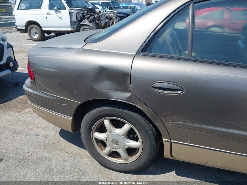 2004 BUICK REGAL SEDAN 3.8L V-6 REGULAR , 200HP