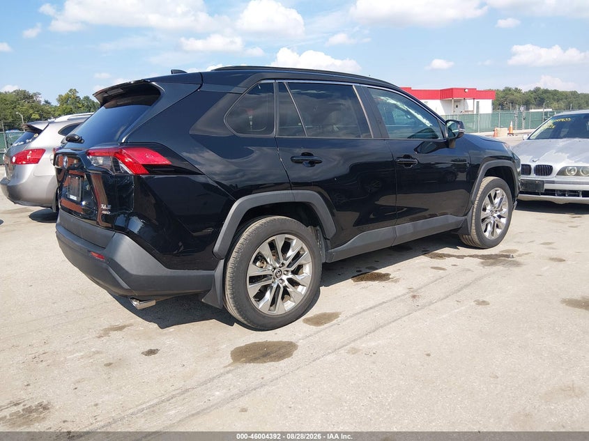 TOYOTA RAV4 - zdjęcie 4