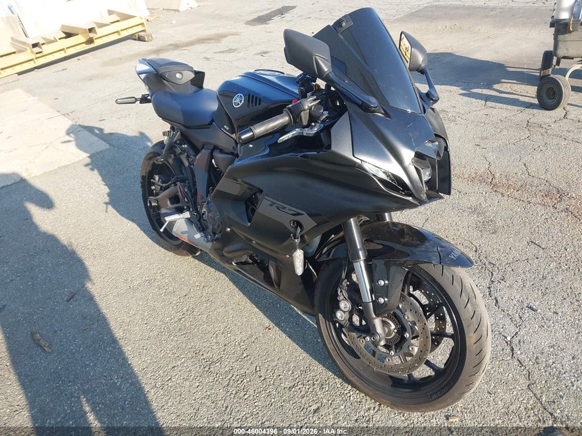 2025 Yamaha Yzfr7
