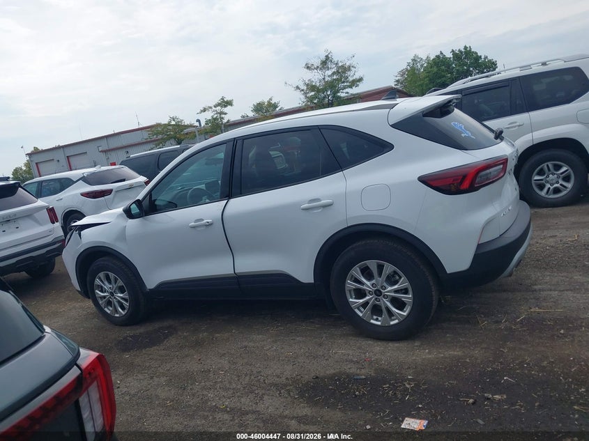 2025 FORD ESCAPE ACTIVE · Photo 14
