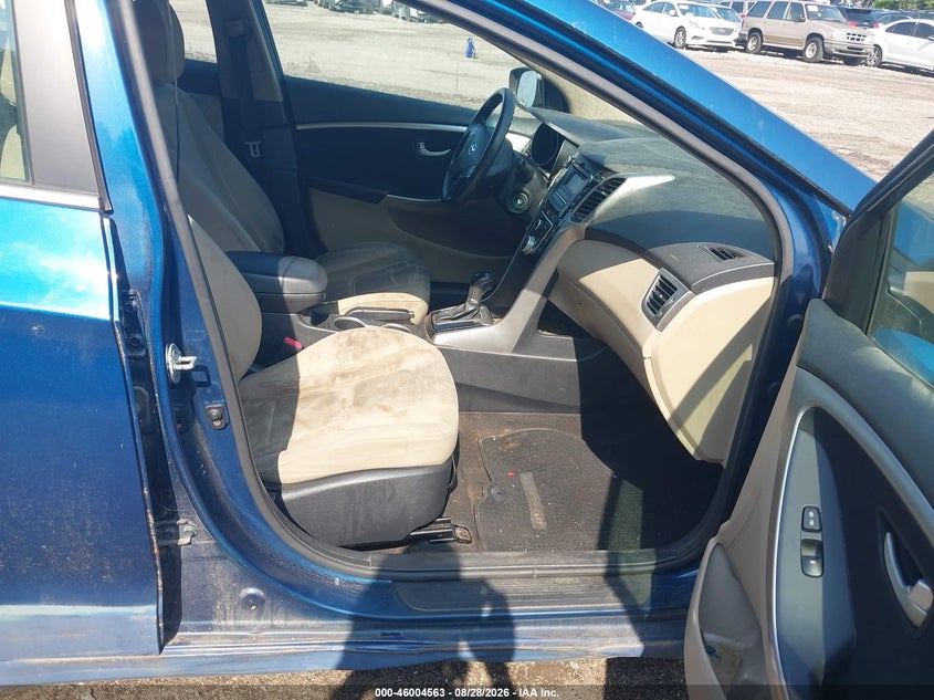 2013 HYUNDAI ELANTRA GT auction photo 5