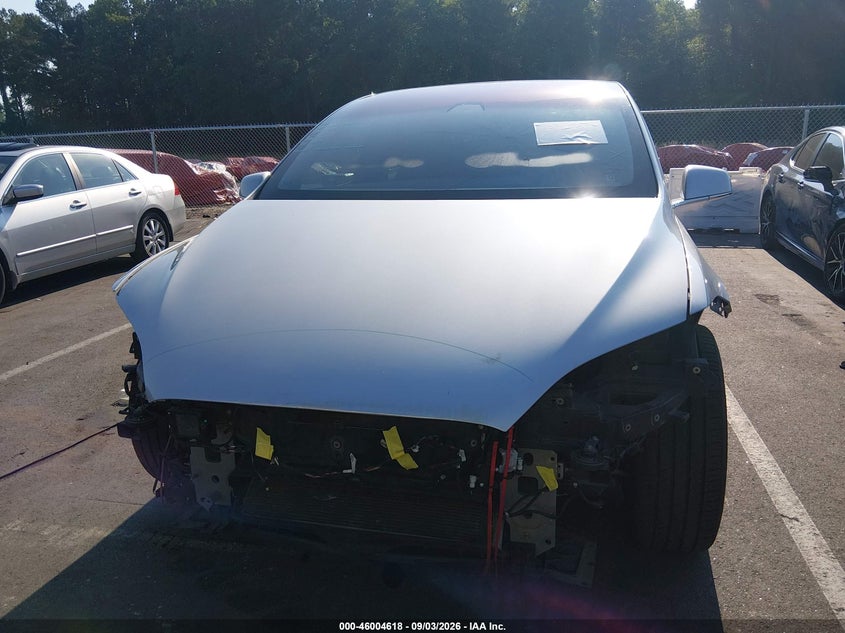 TESLA MODEL X 2018 VIN 5YJXCAE24JF121994