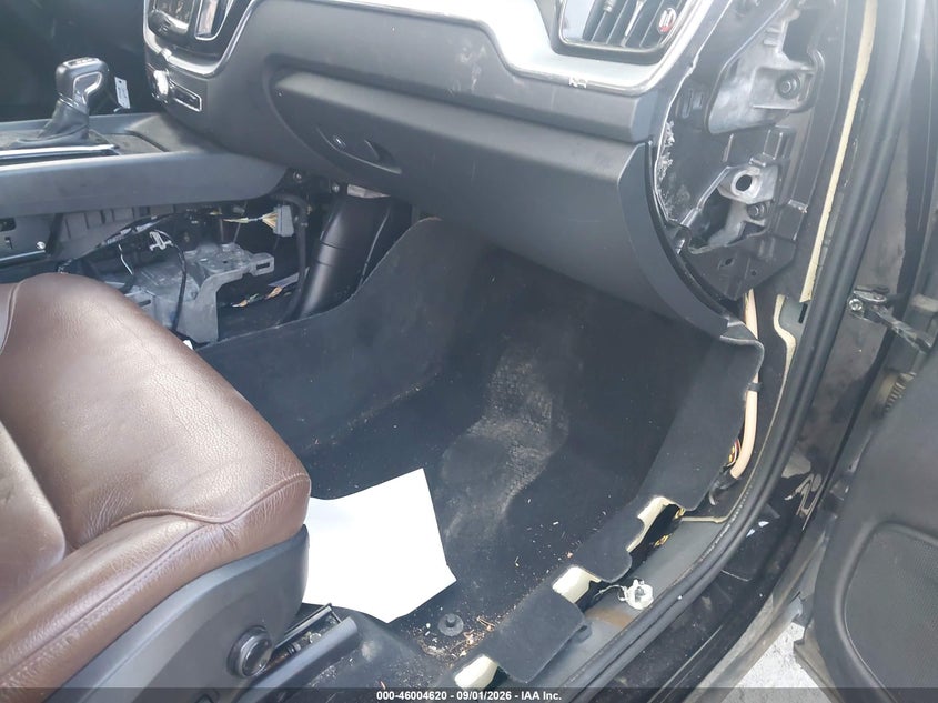 2018 VOLVO XC60 auction photo 6