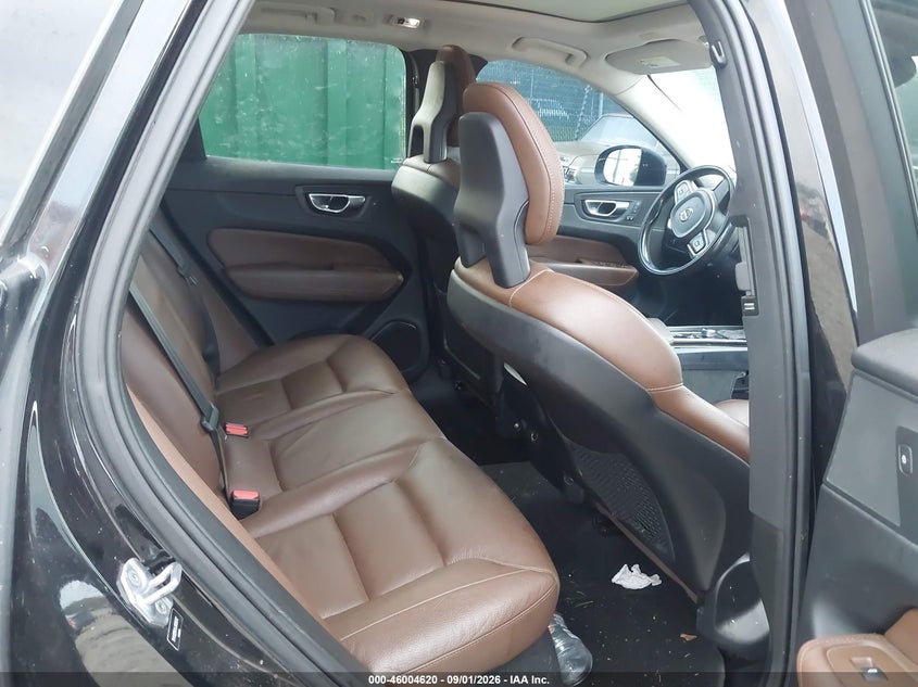 2018 VOLVO XC60 auction photo 8