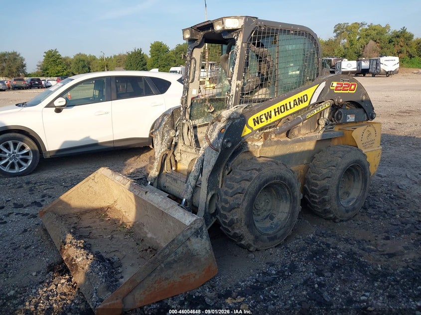 2018 NEW HOLLAND L220 NHM434461 SKIDSTEER auction photo 2