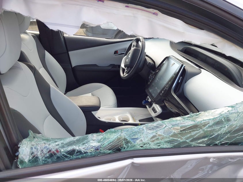 2018 TOYOTA PRIUS auction photo 5