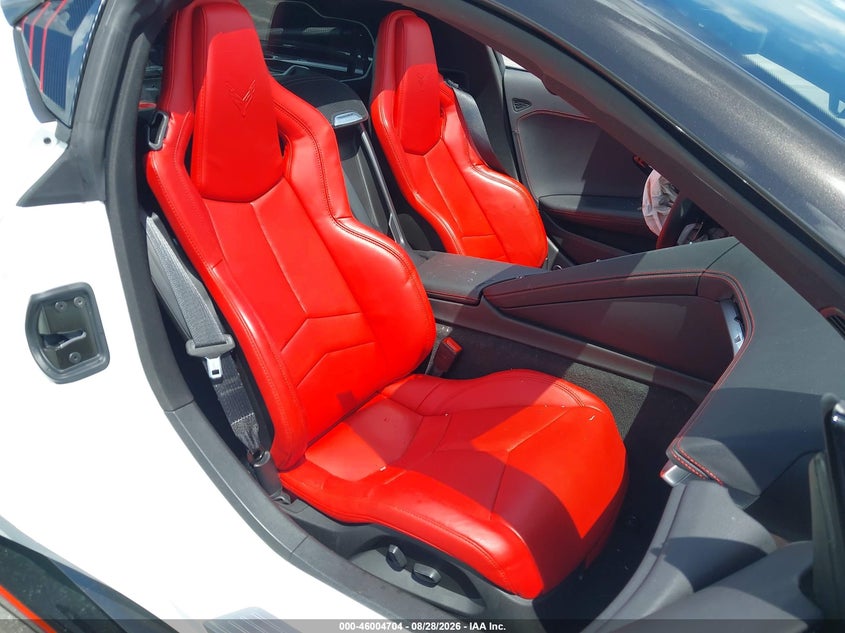 CHEVROLET CORVETTE STINGRAY - zdjęcie 8