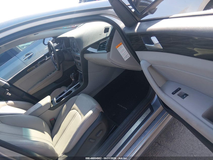 2016 HYUNDAI SONATA HYBRID auction photo 5