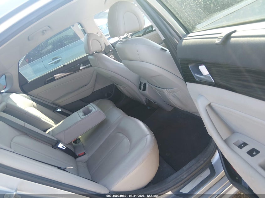 2016 HYUNDAI SONATA HYBRID auction photo 8
