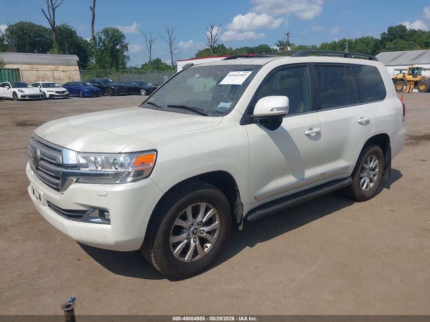 2019 TOYOTA LAND CRUISER auction photo 2