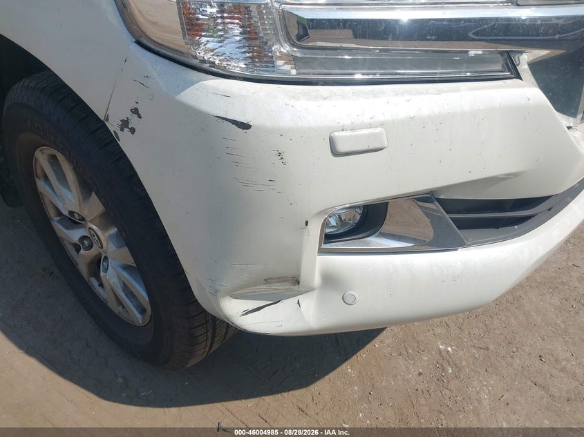 2019 TOYOTA LAND CRUISER auction photo 6