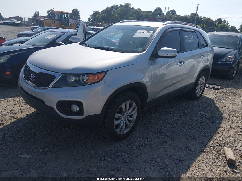 2011 Kia Sorento, Front End, IAAI, VIN 5XYKTDA29BG123011 — photo 2