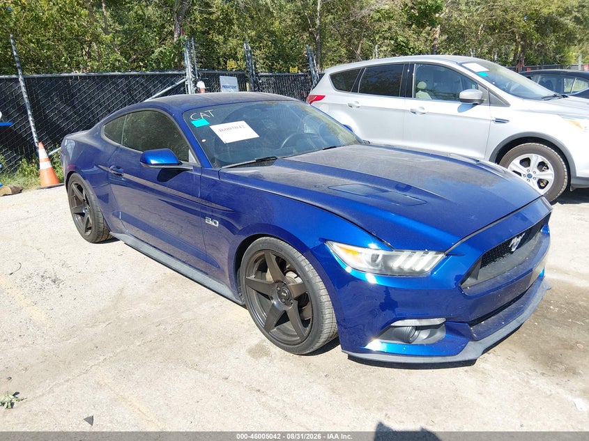 FORD MUSTANG - zdjęcie 1