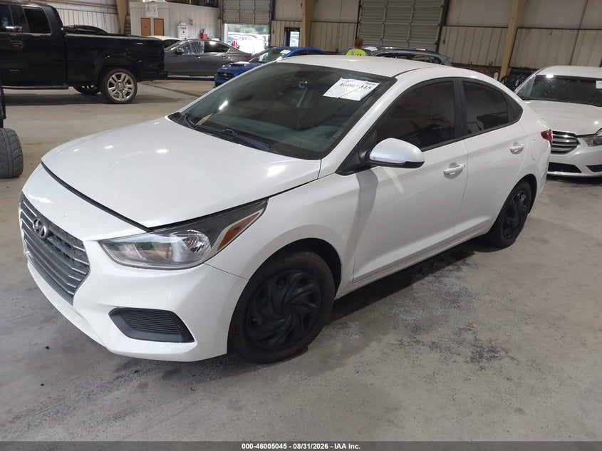 2019 HYUNDAI ACCENT auction photo 2