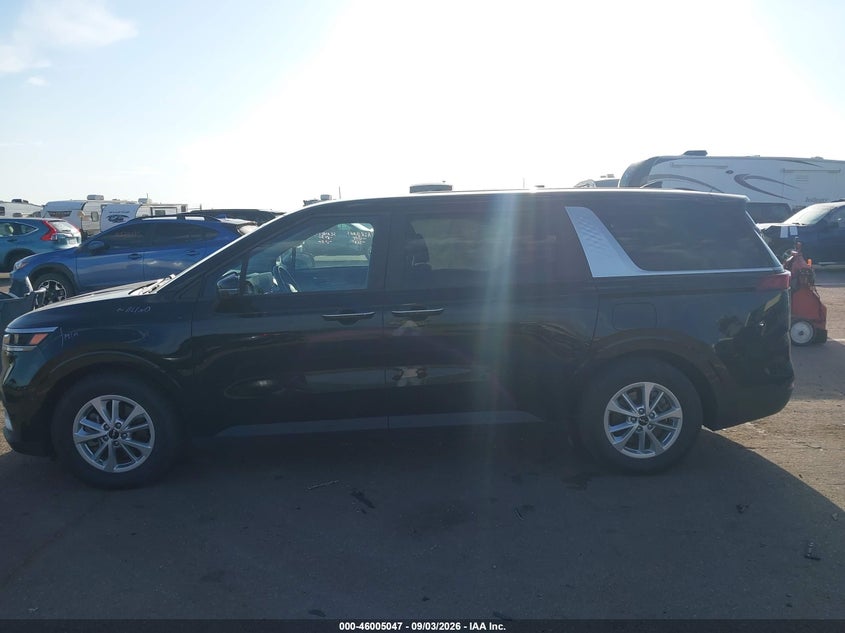 KIA CARNIVAL MPV 2023 VIN KNDNB4H32P6239871