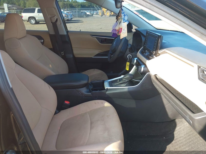 TOYOTA RAV4 - zdjęcie 5
