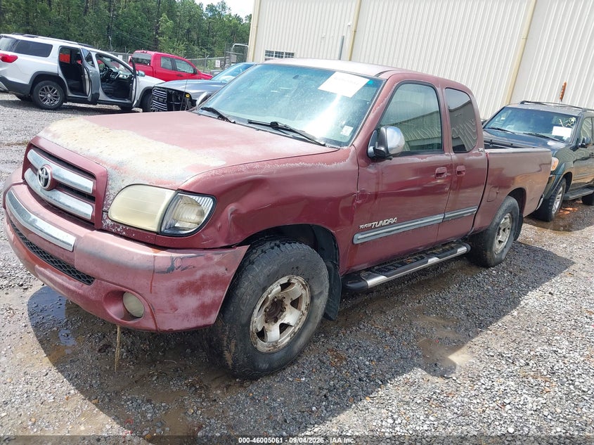 2004 TOYOTA TUNDRA auction photo 2