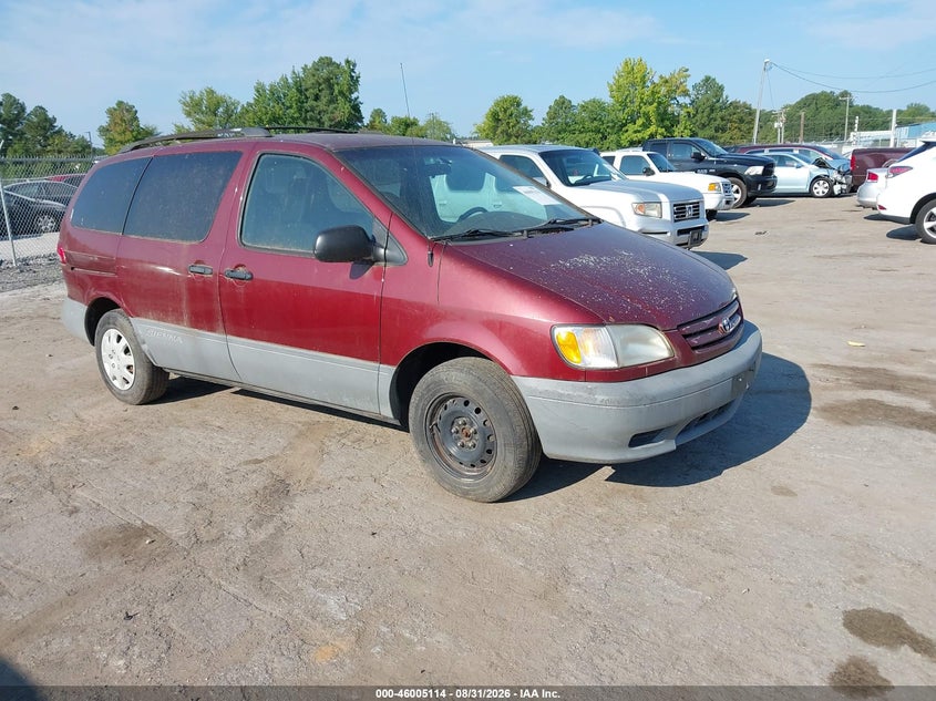 2001 TOYOTA SIENNA auction photo 1