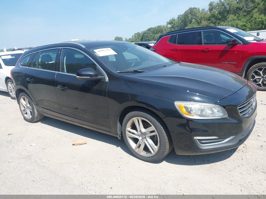 2015 VOLVO V60 auction photo 1
