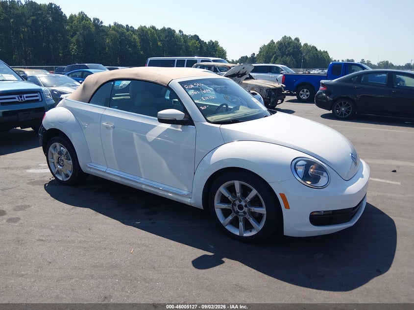 Vin: 3vw5x7at3em805348, lot: 46504503, volkswagen beetle 2.5l 2014 img_1