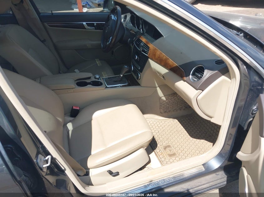 MERCEDES-BENZ C 250 2014 VIN WDDGF4HB6EG248350
